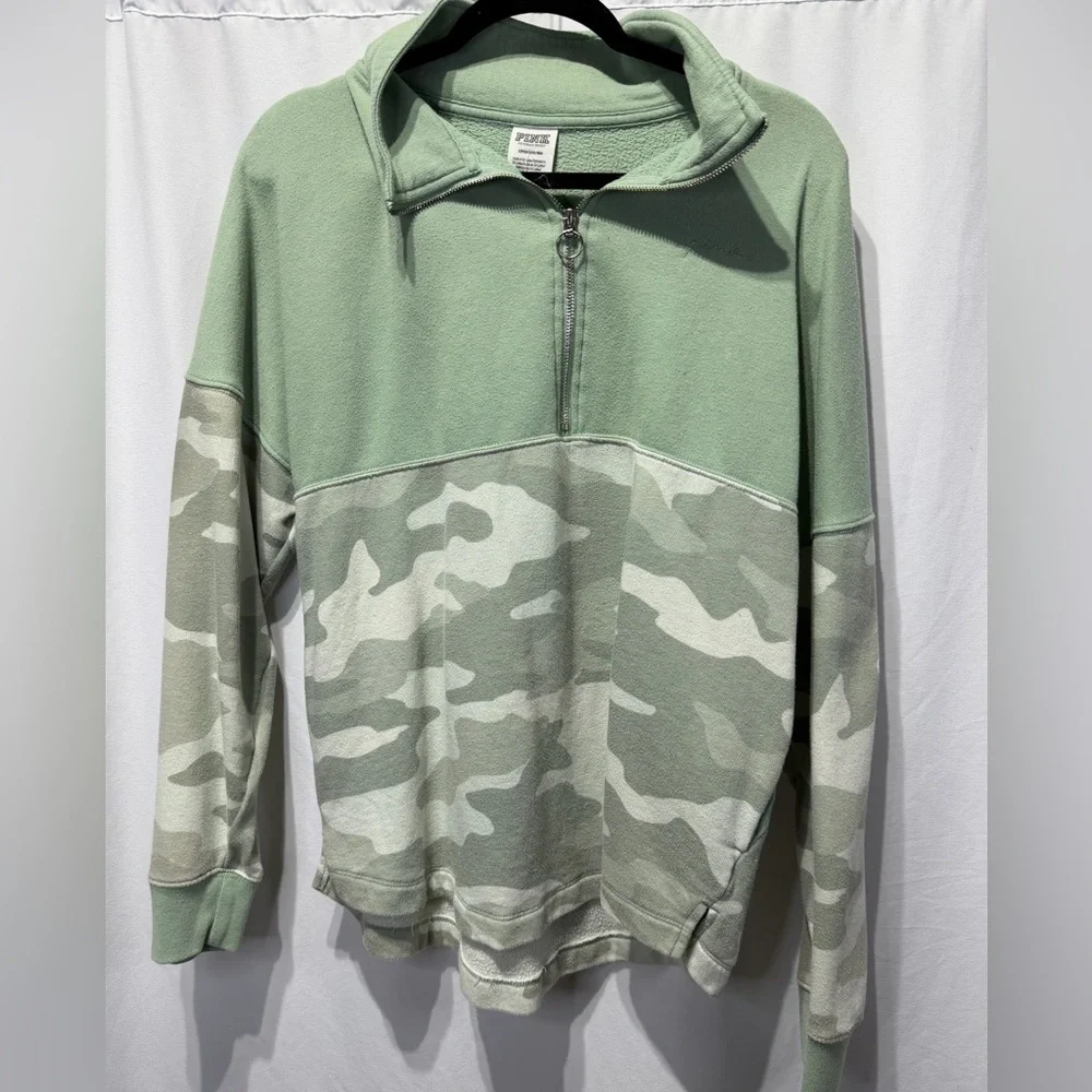 PINK Victoria's Secret Green Camo Zip-Up Sweater - Picture 1 of 4